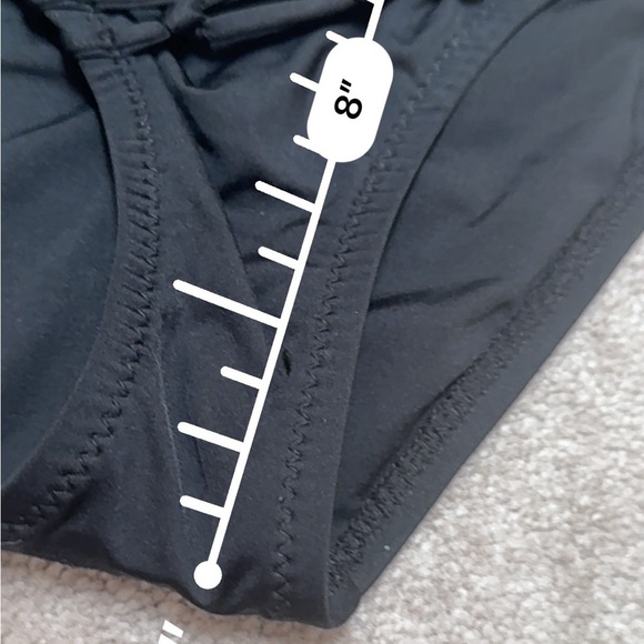 Becca black macrame bikini bottoms size small - Picture 5 of 9